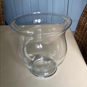 Elegant Clear Glass Vase